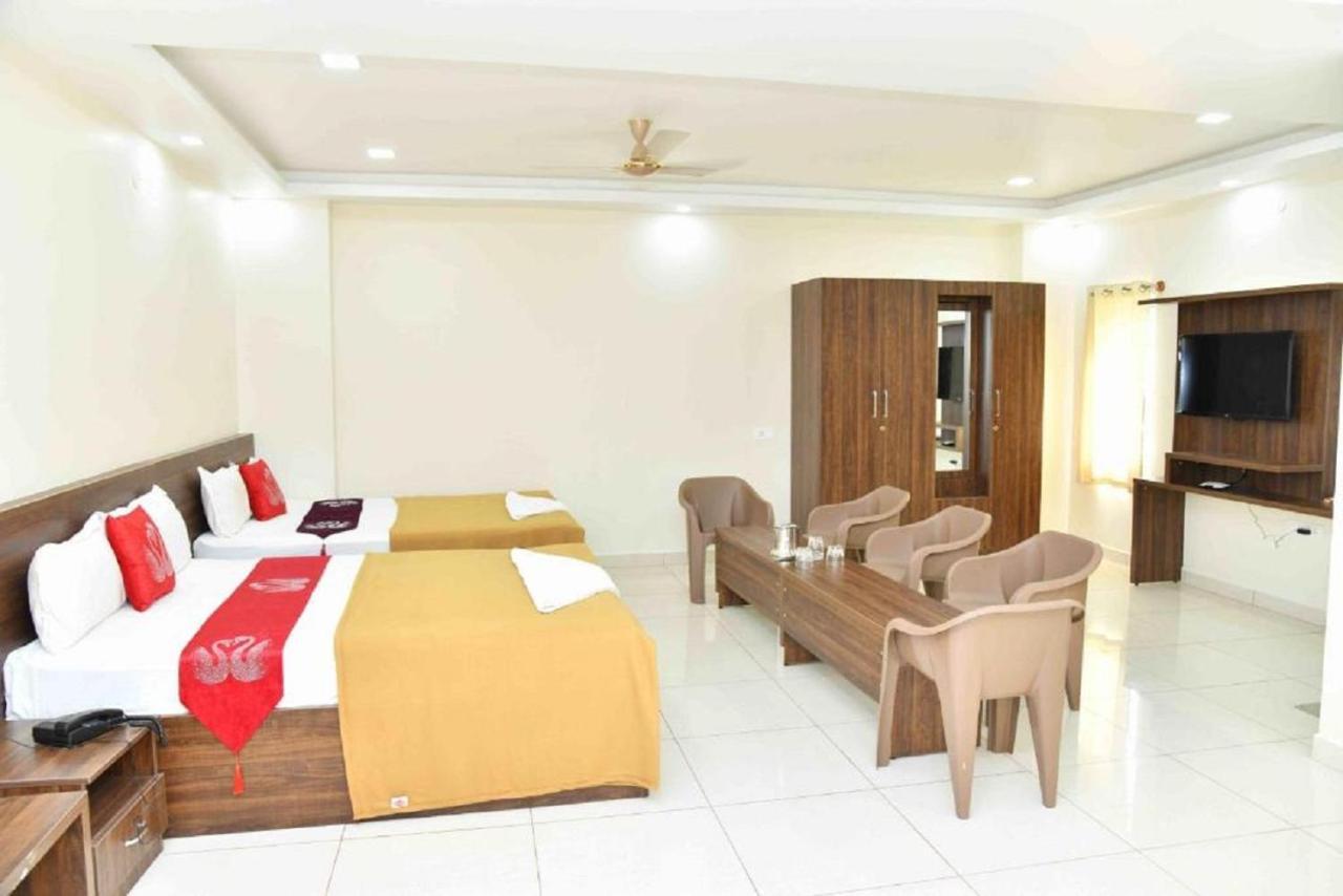 Ssr Residency Hotel Mandya Exterior foto