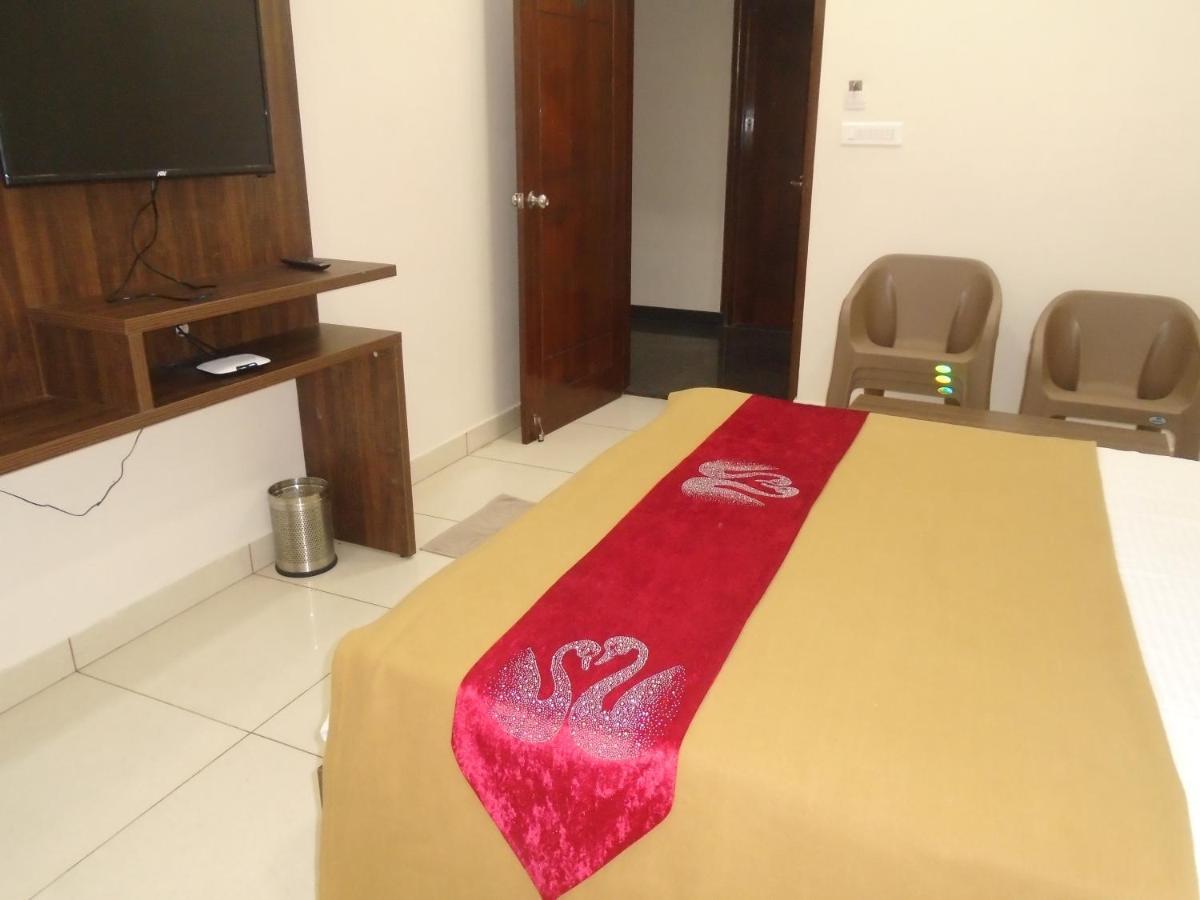 Ssr Residency Hotel Mandya Exterior foto