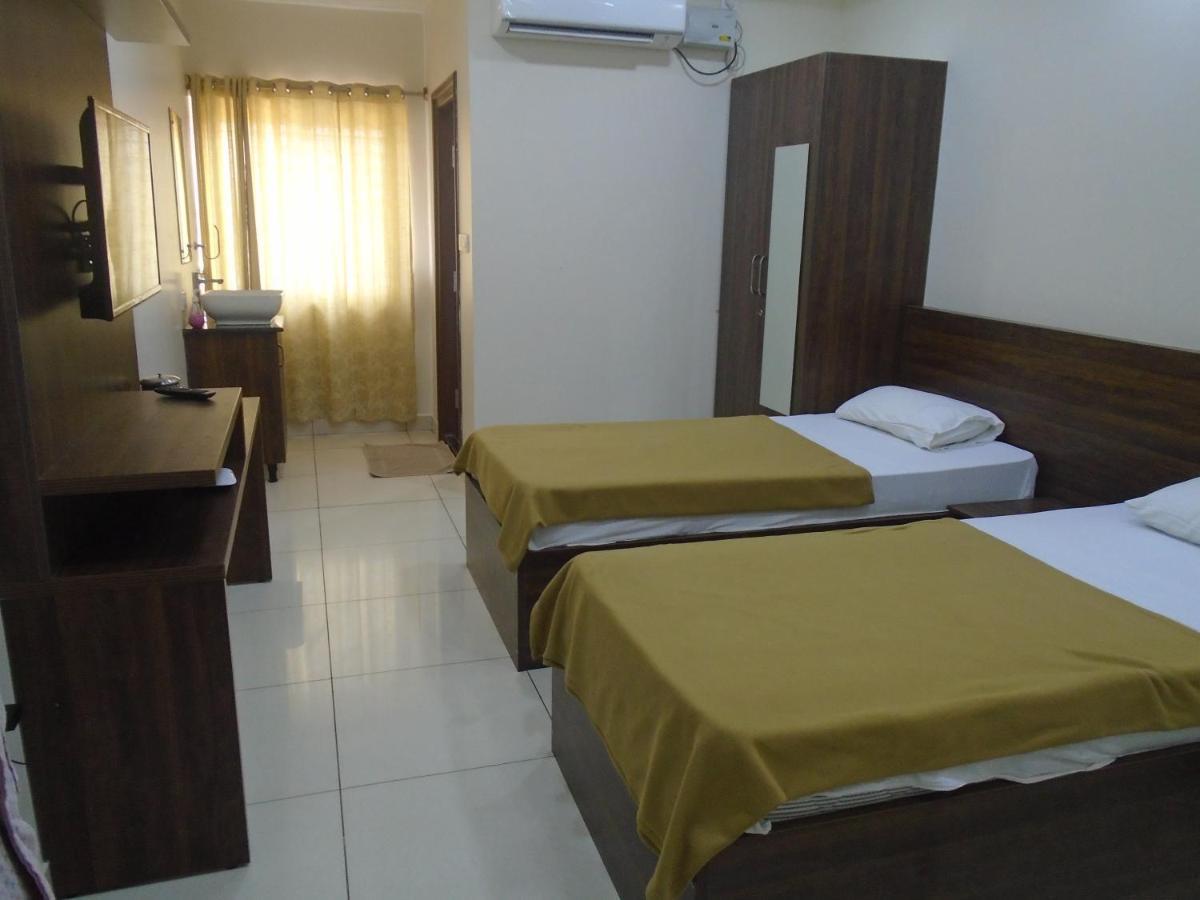 Ssr Residency Hotel Mandya Exterior foto