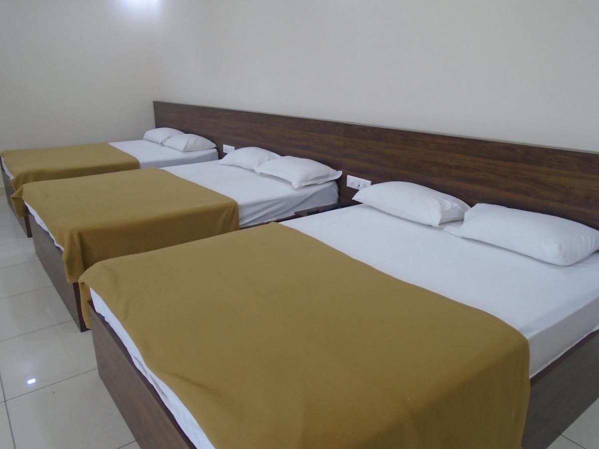 Ssr Residency Hotel Mandya Exterior foto